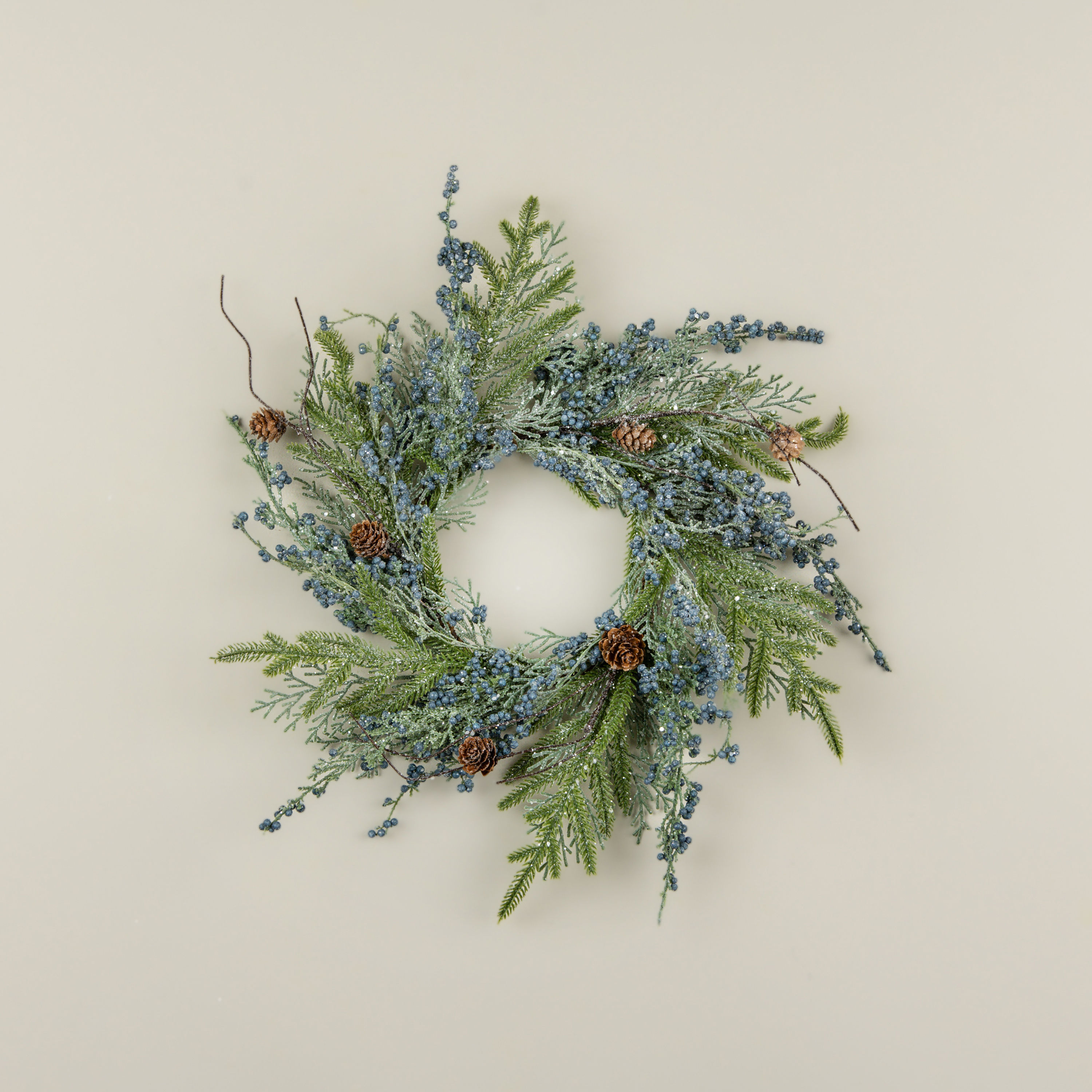 18" GLITTERED CEDAR W/ BERRIES & PINECONE CANDLE RING