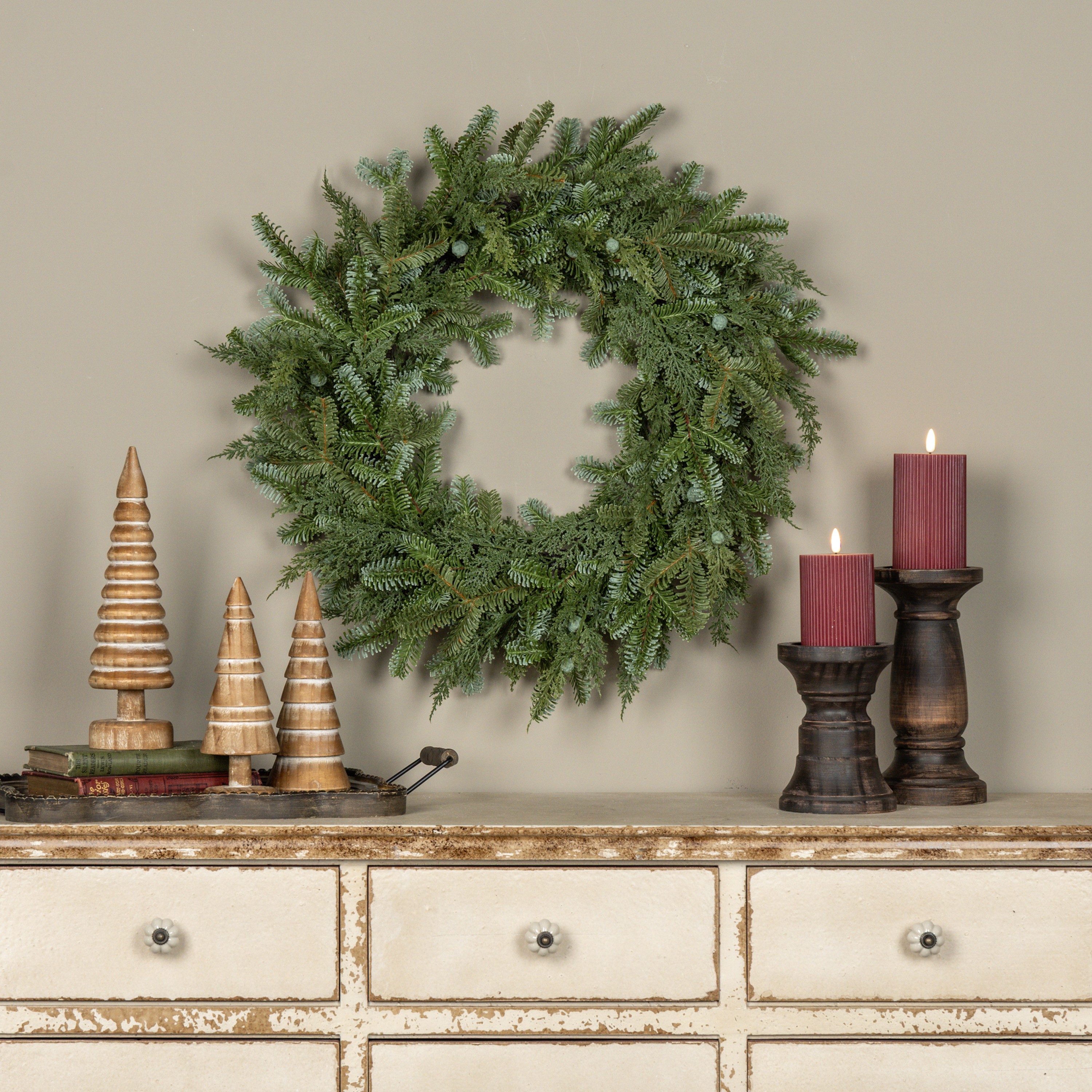 24" CEDAR & HEMLOCK WREATH