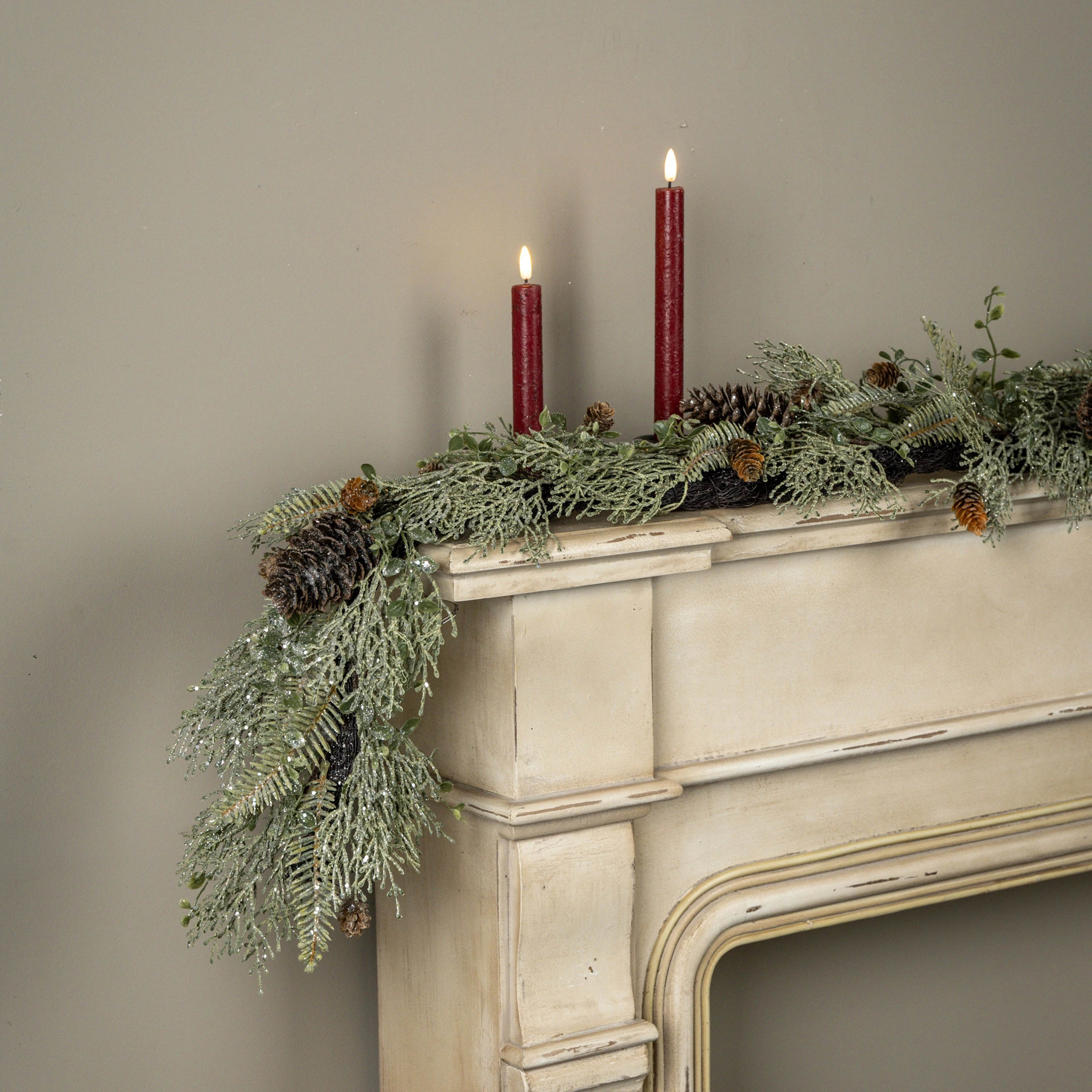 6' CEDAR & MIXED PINE GARLAND