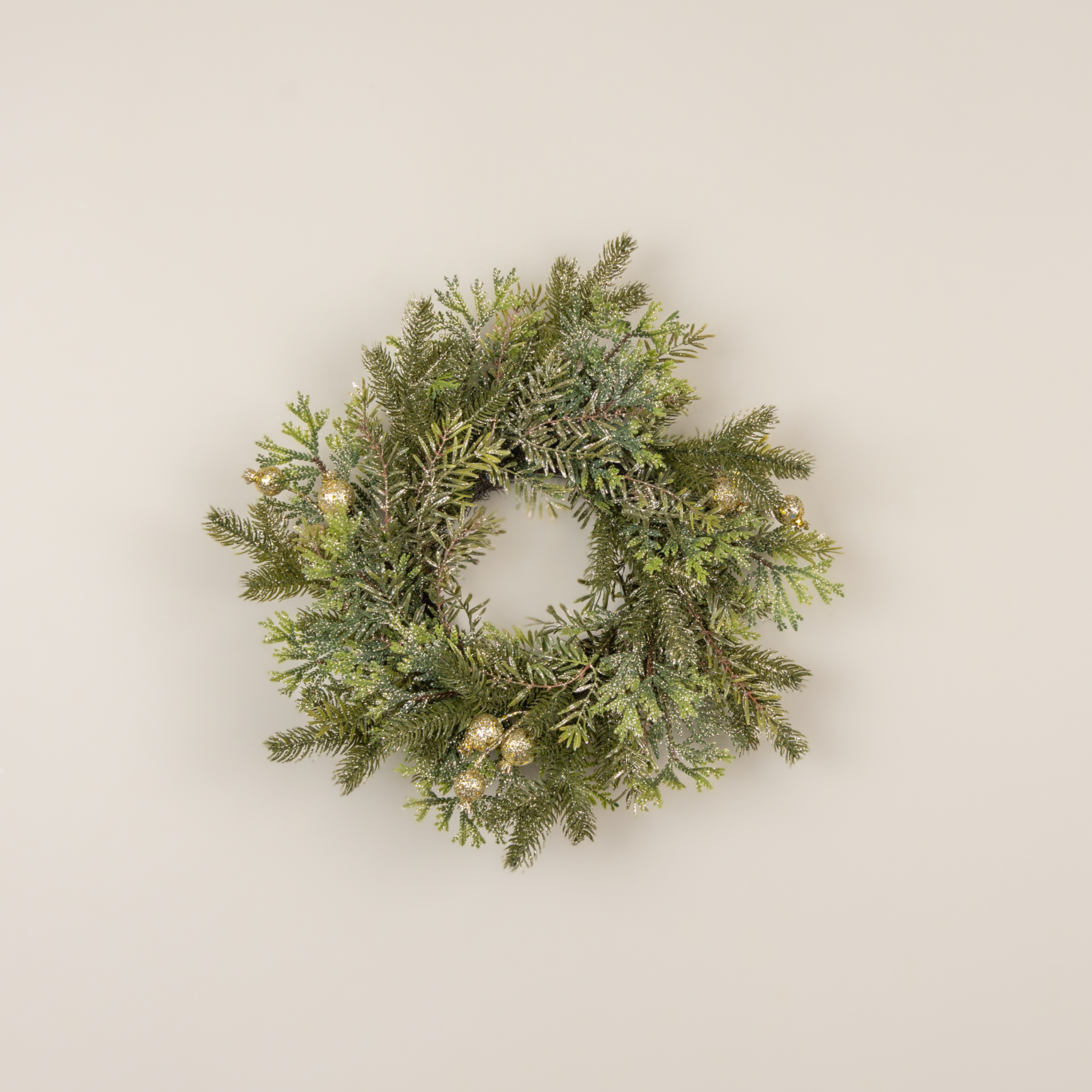18" MIXED PINE & BERRY CANDLE RING