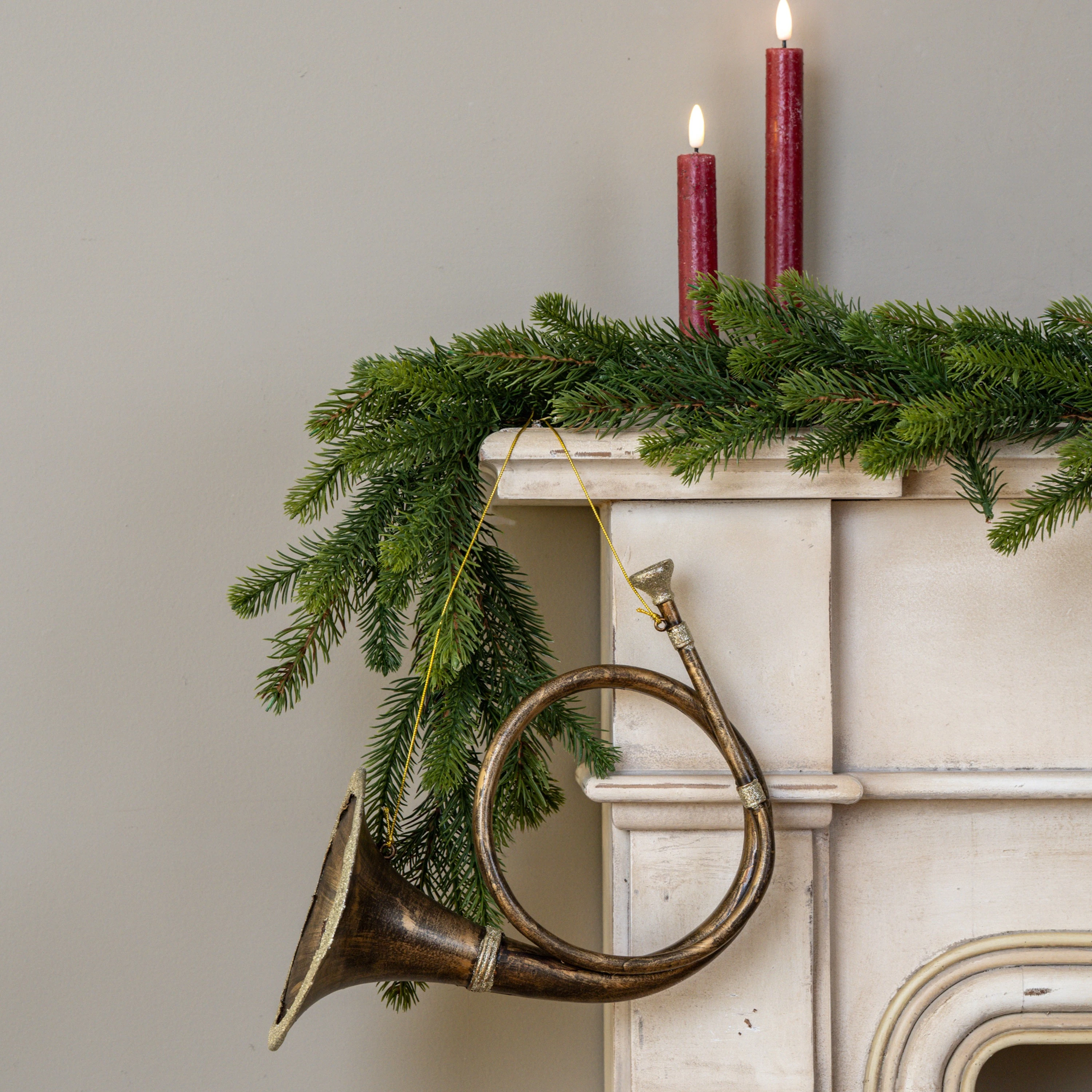 GOLD FRENCH HORN ORNAMENT