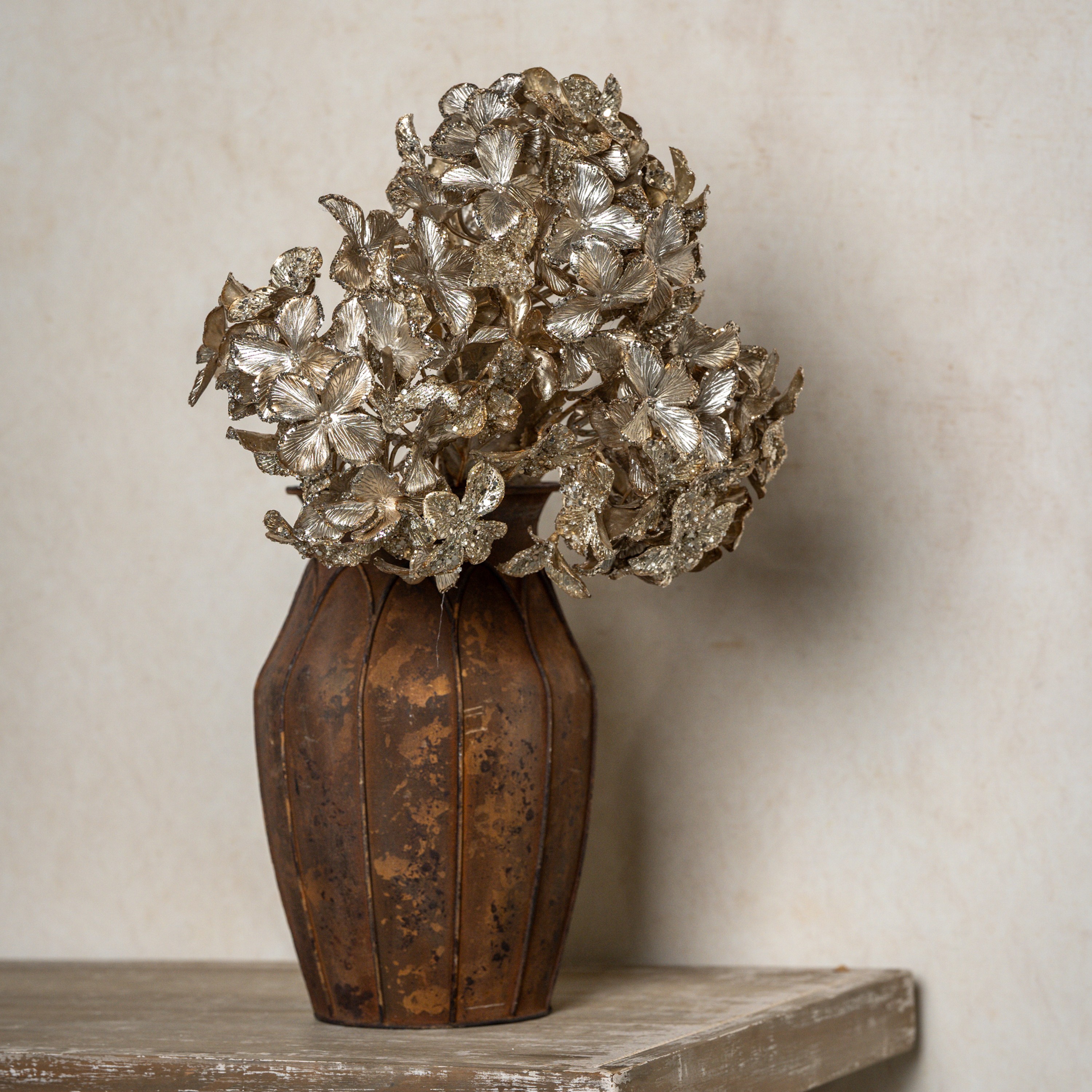 22.5" GLITTERED CHAMPAGNE HYDRANGEA STEM