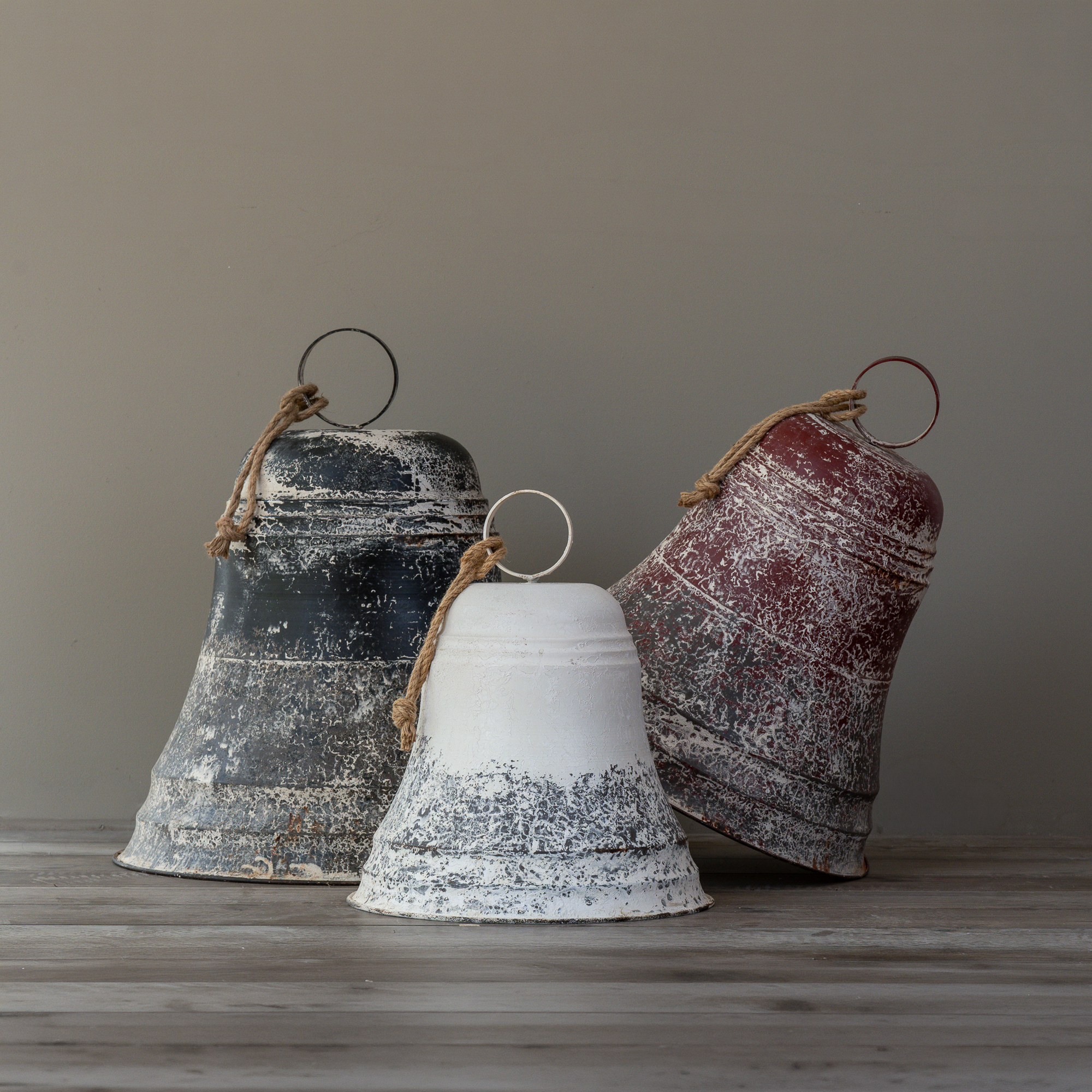 SET/3 AGED BELLS