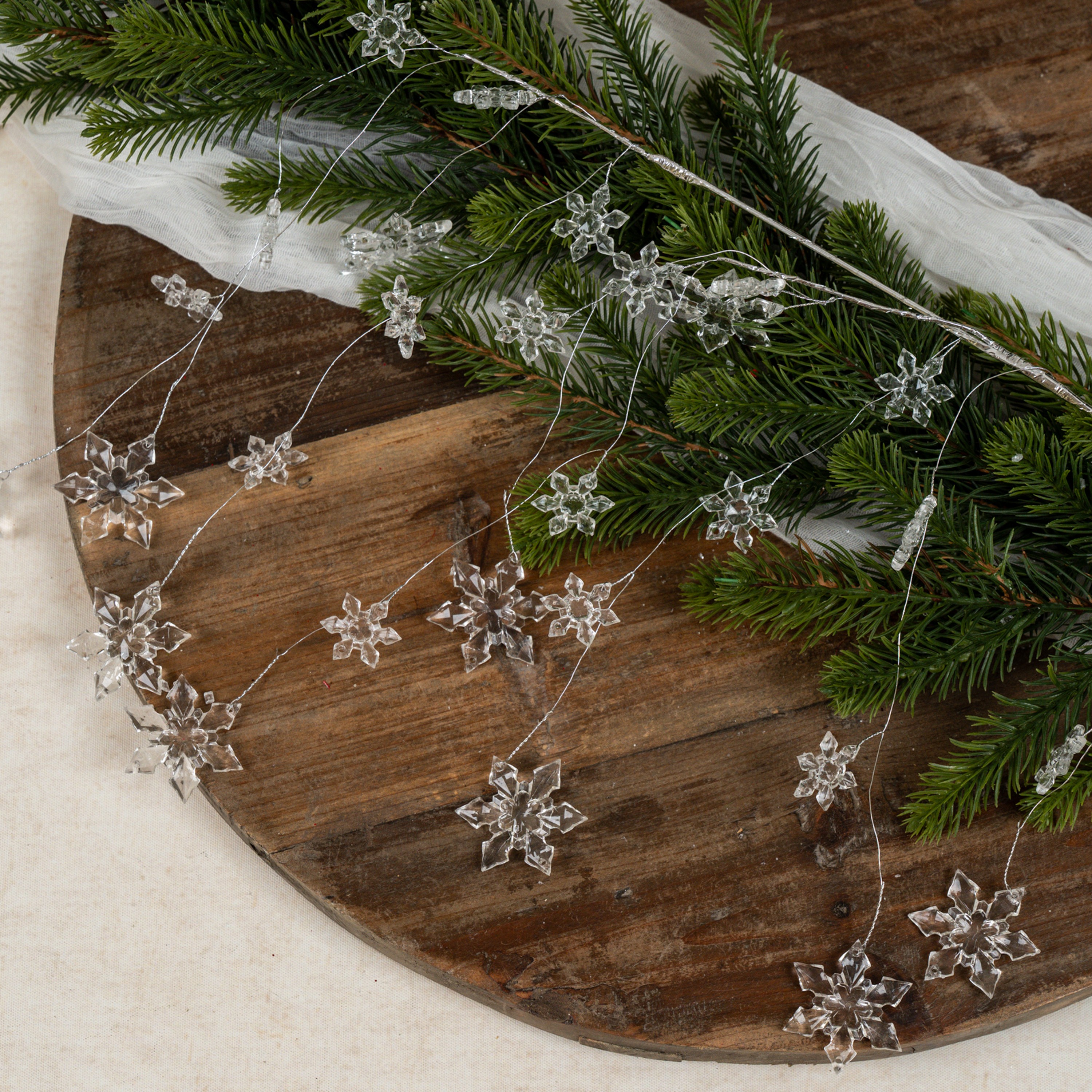 27" SILVER DRAPING SNOWFLAKE CRYSTALS
