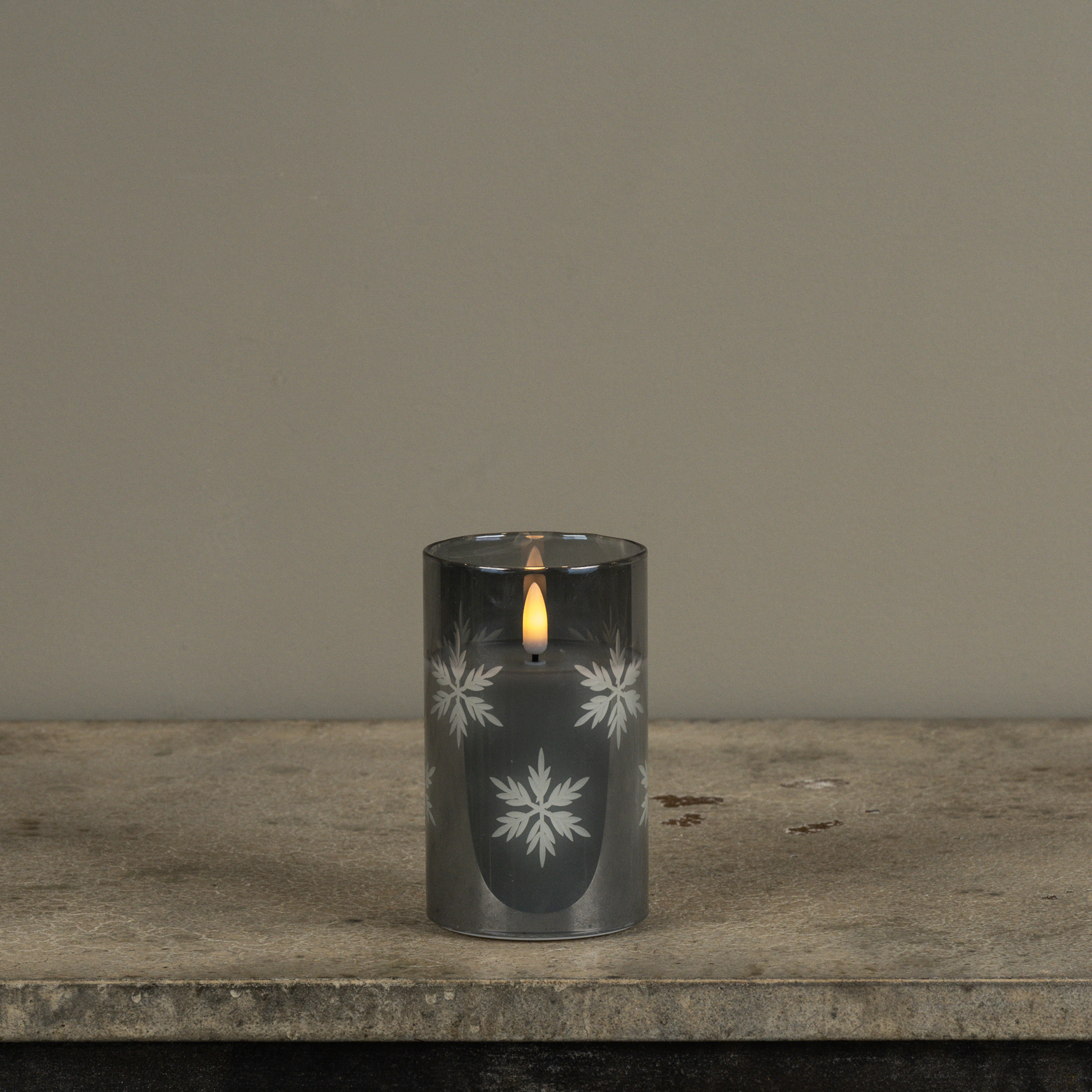 5" CHARCOAL GLASS W/ SNOWFLAKES 3D FLAME CANDLE