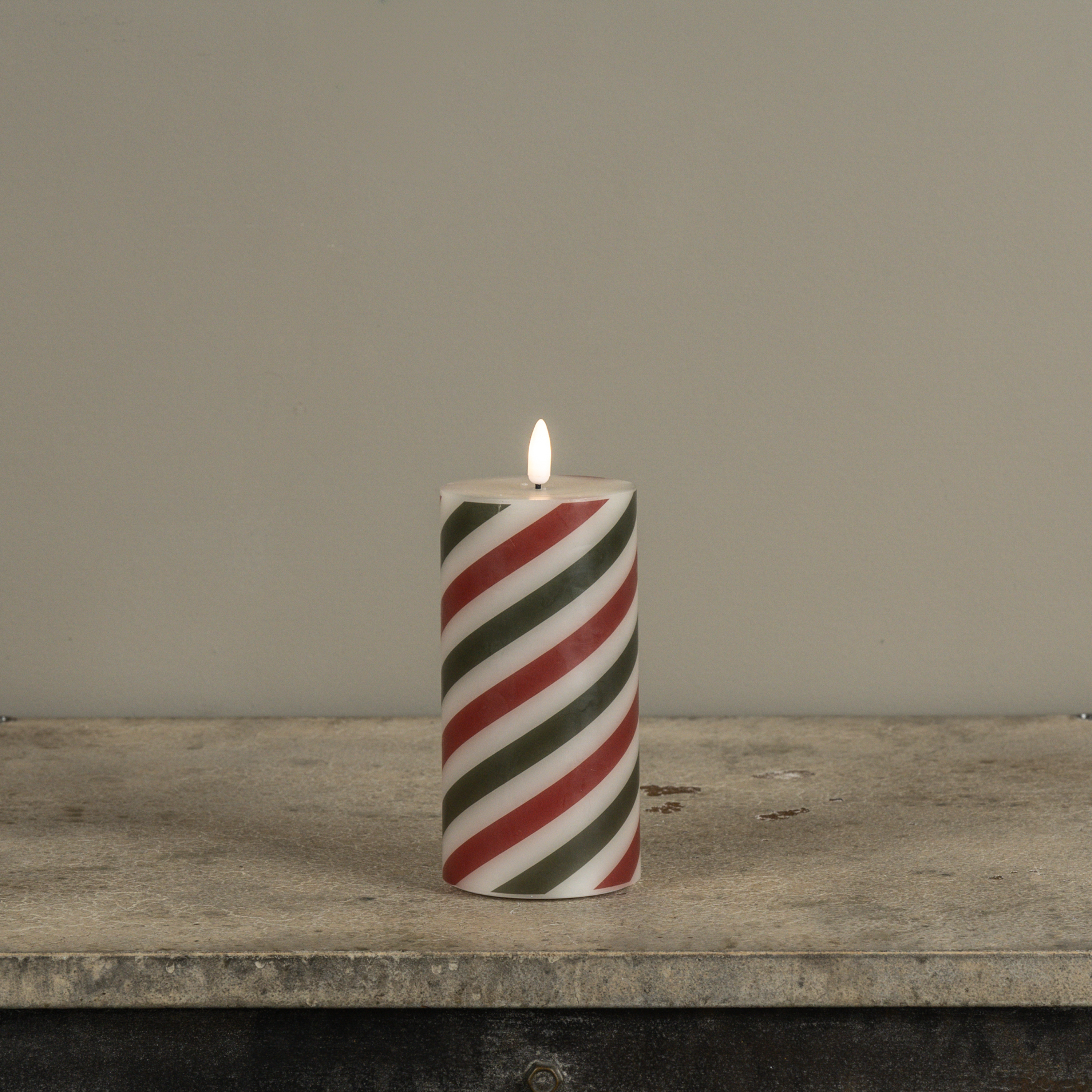 6" RED & GREEN CANDY CANE 3D FLAME PILLAR CANDLE