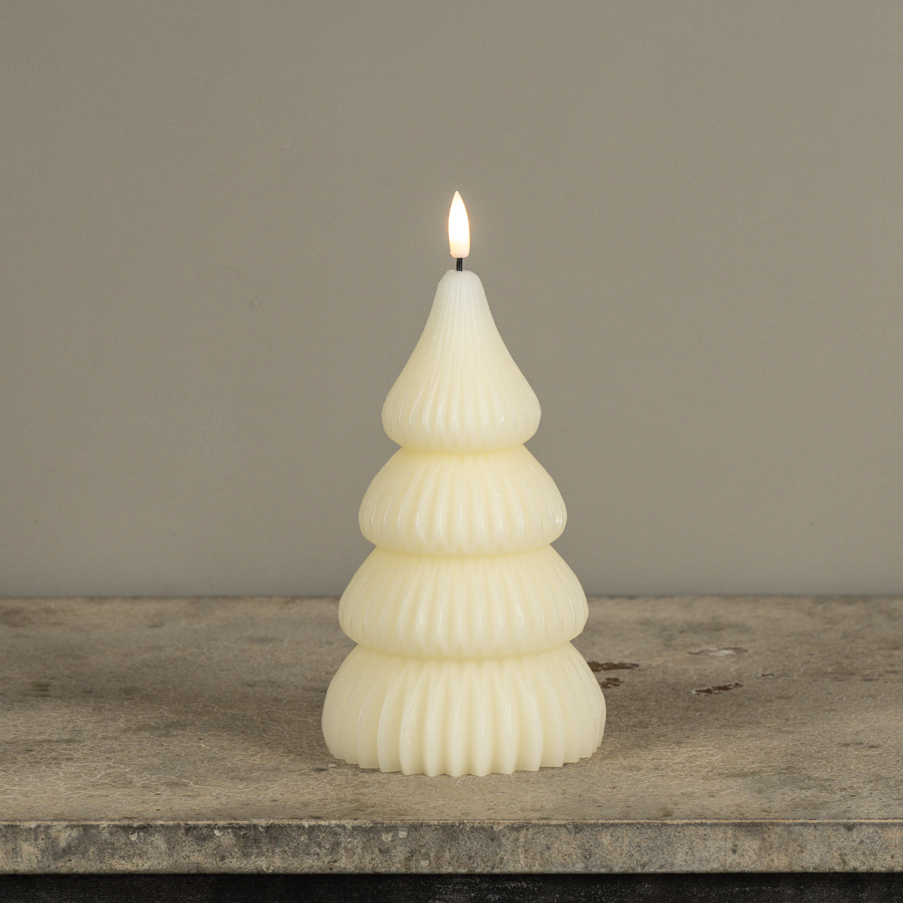 7.25" NOELLE CREAM TREE 3D FLAME CANDLE