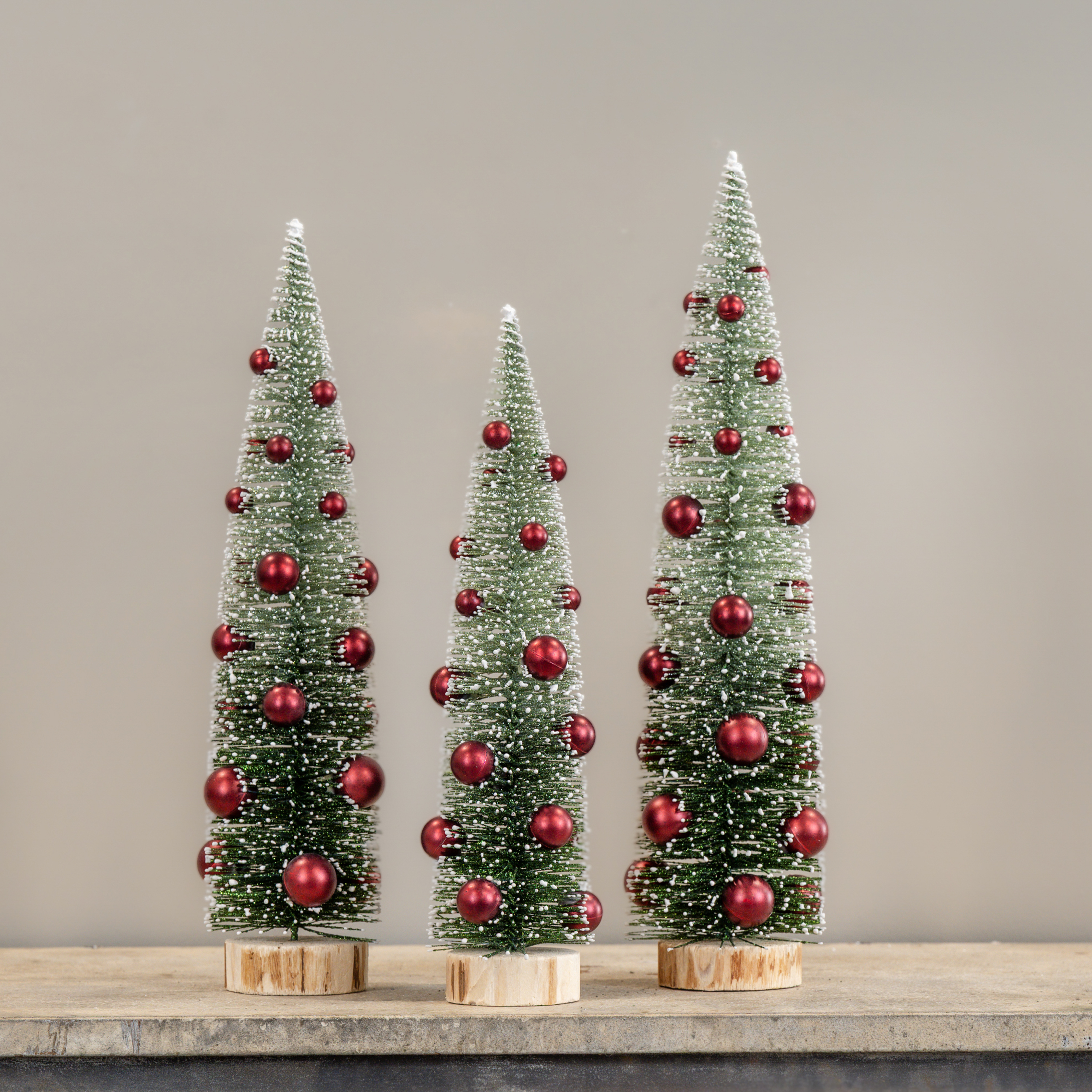 SET/3 OMBRE BOTTLEBRUSH TREES W/ RED ORNAMENTS