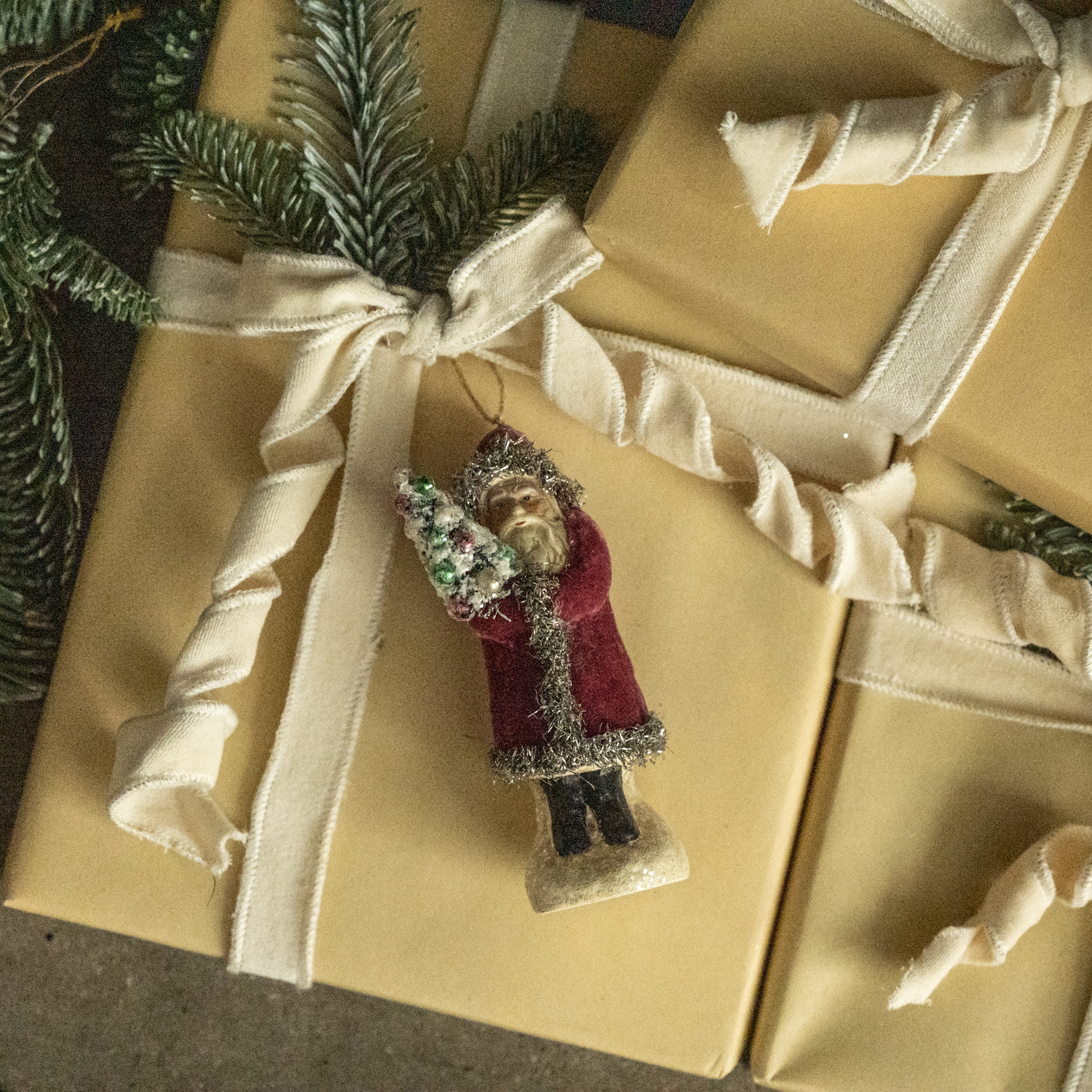 PLUM BELSNICKLE ORNAMENT