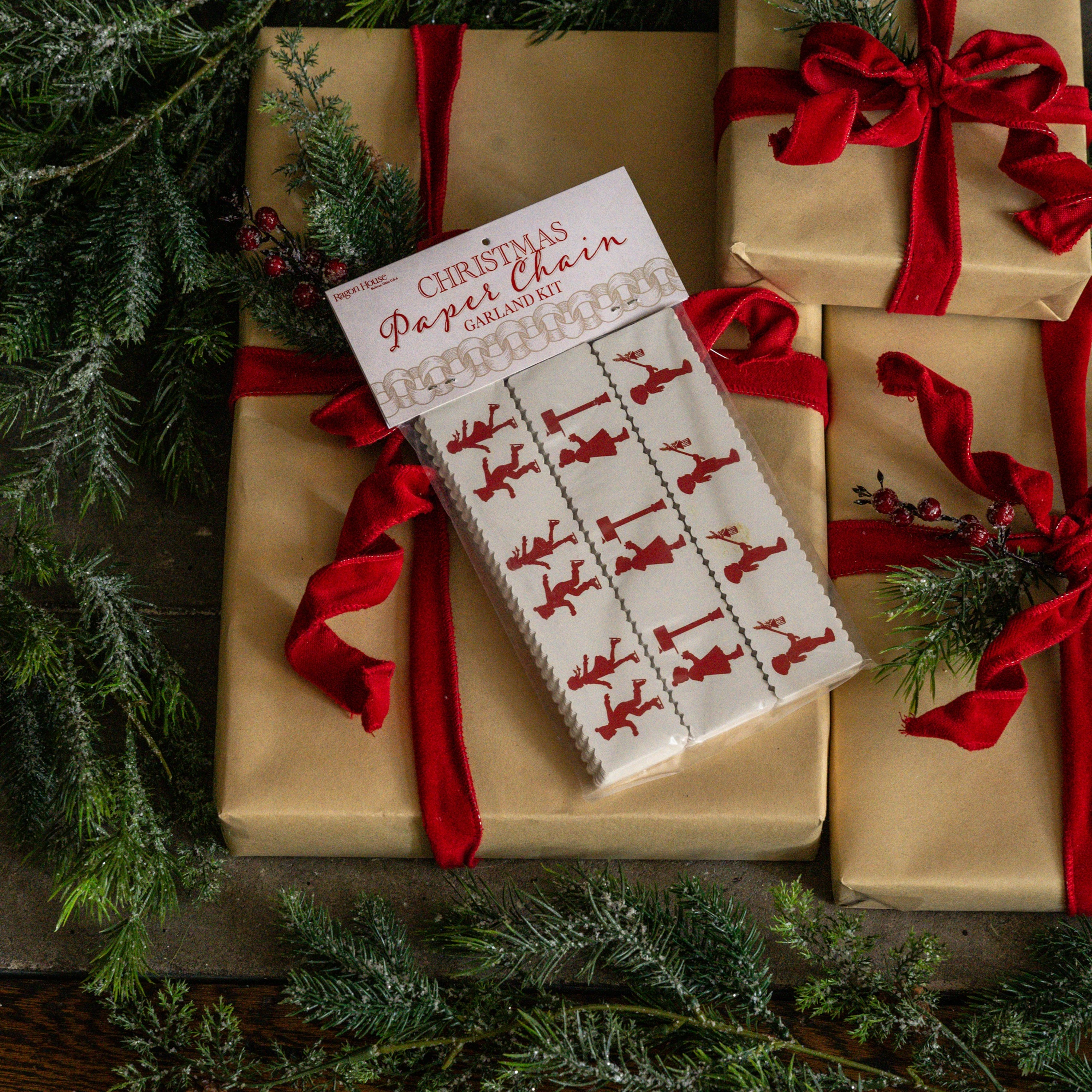 6' WHITE & RED PAPER CHAIN GARLAND KIT