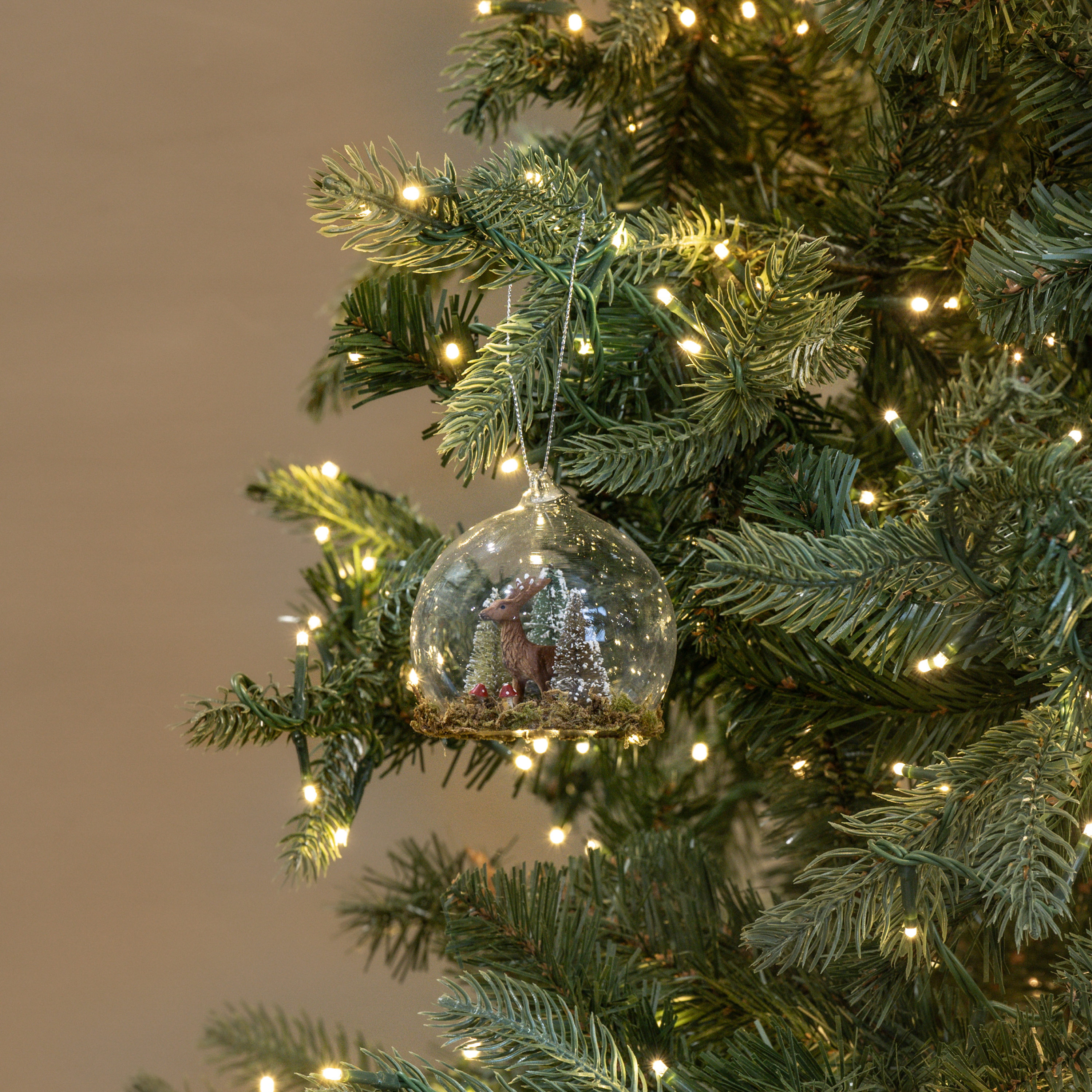 DEER IN GLASS GLOBE ORNAMENT