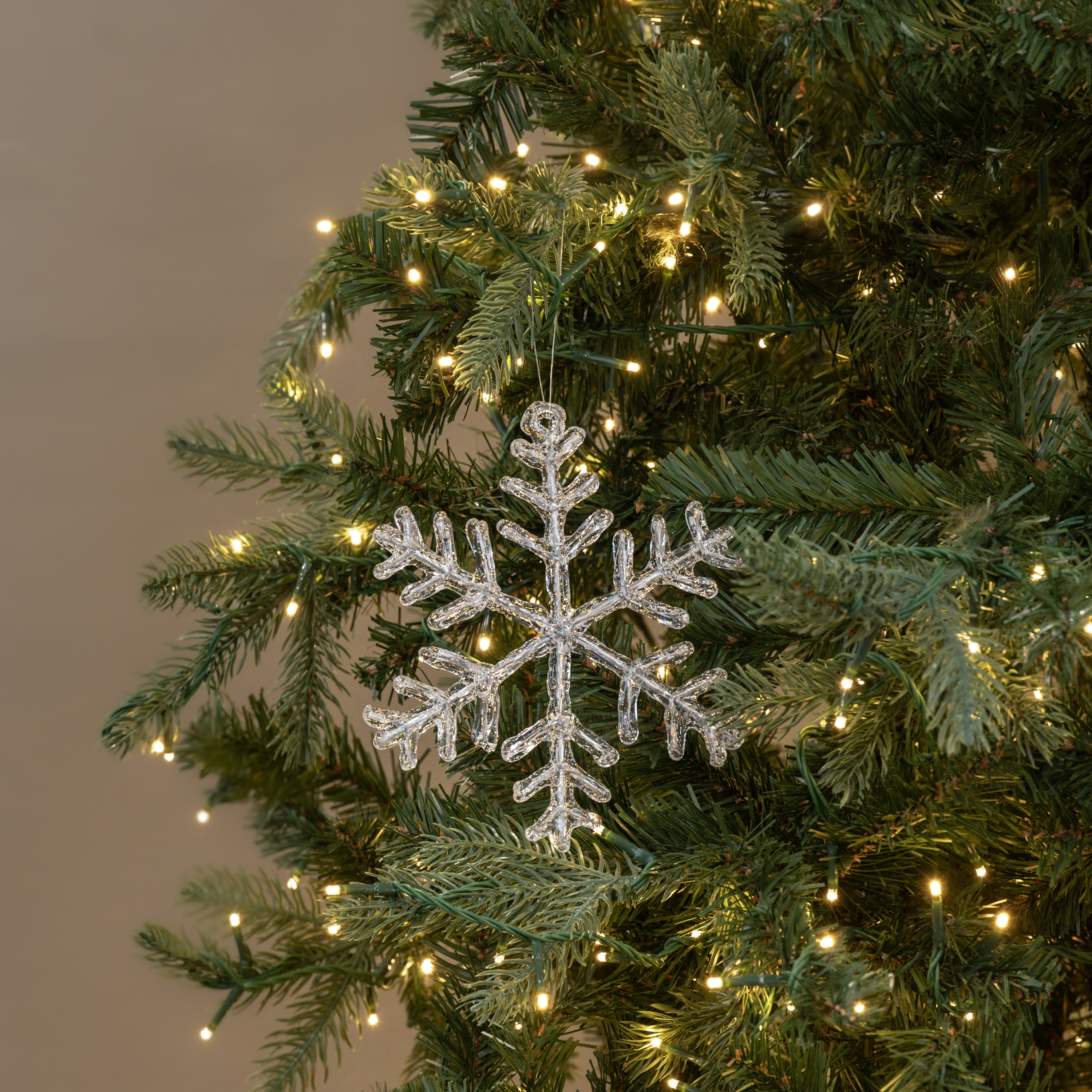 6.25" SILVER FUSED SNOWFLAKE ORNAMENT