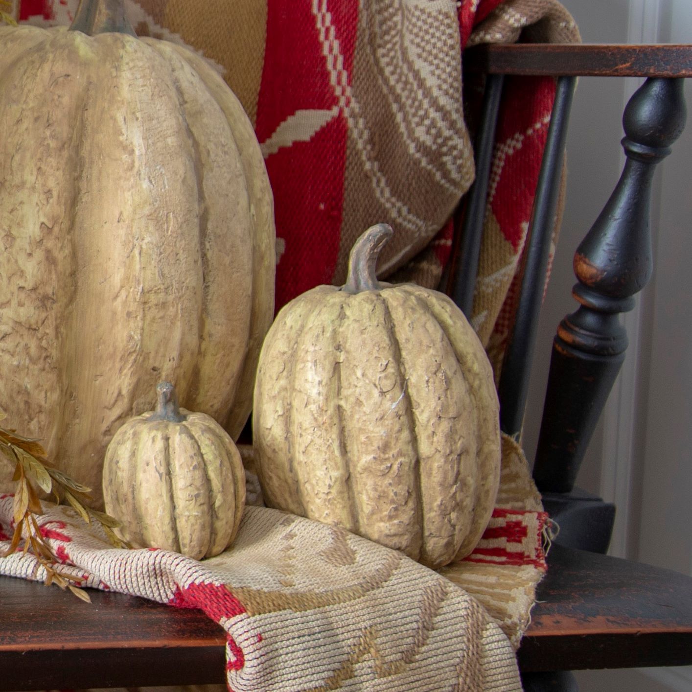7.5" WHITE TALL PUMPKIN