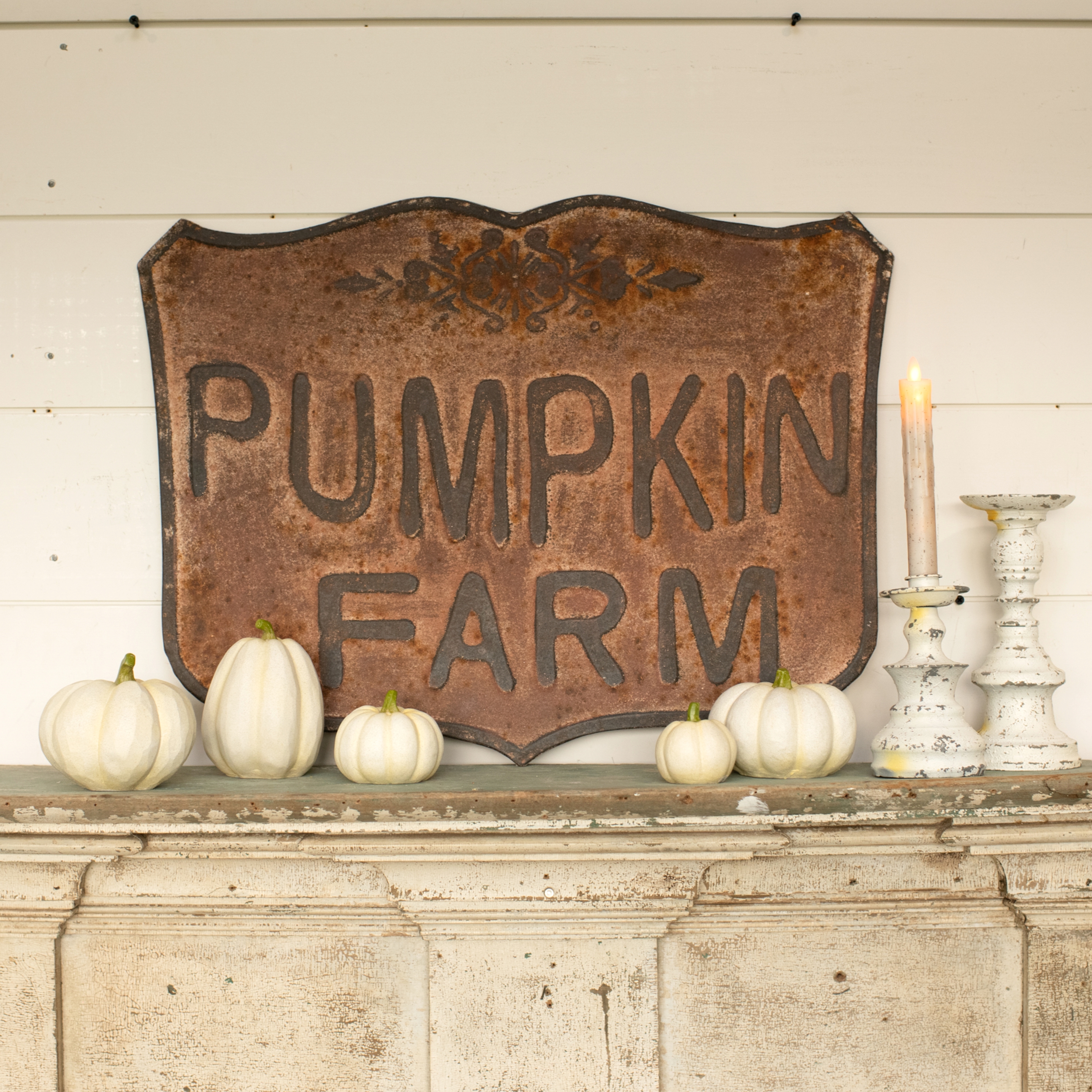 PUMPKIN FARM CREST SIGN