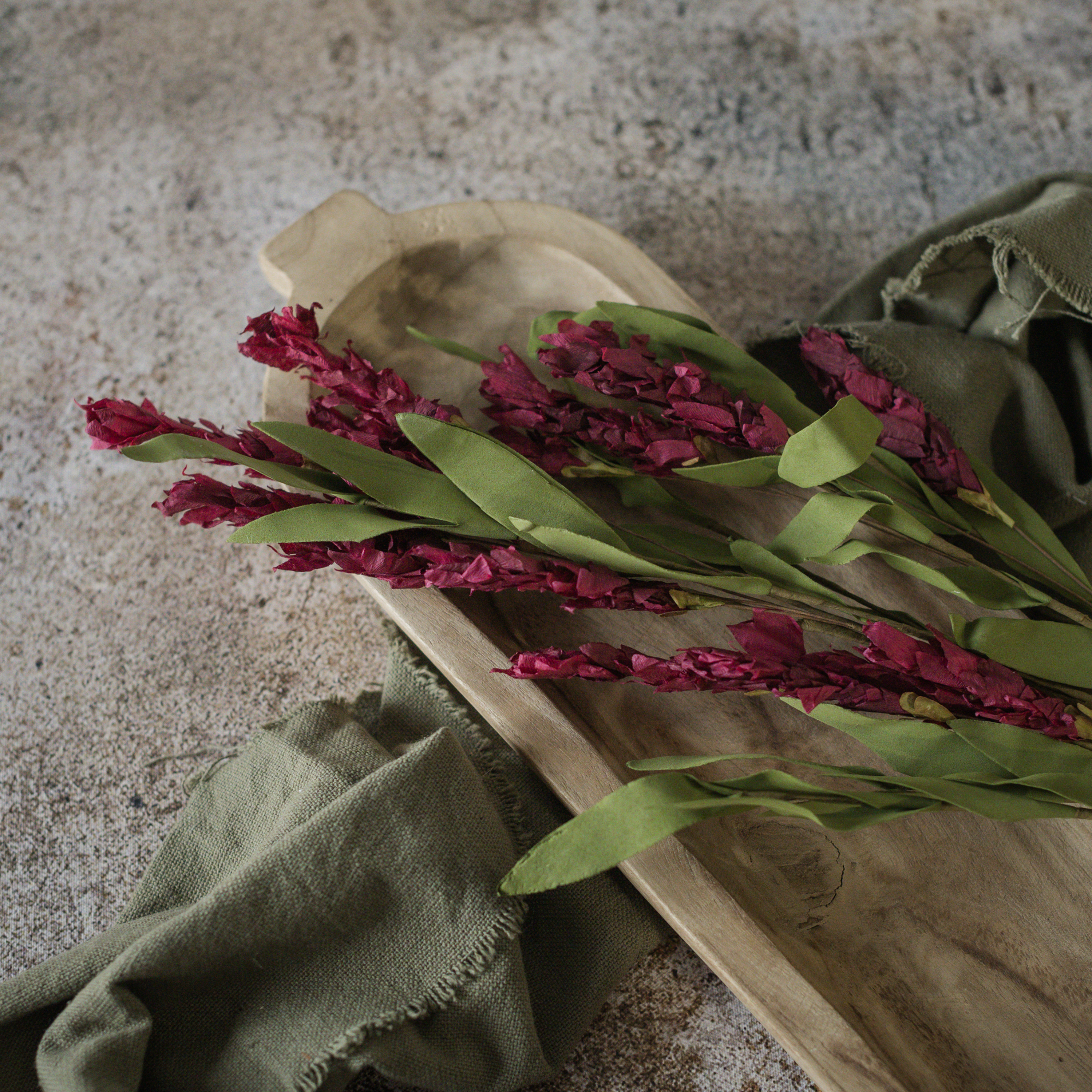 33" WINE LAVENDER SPRAY
