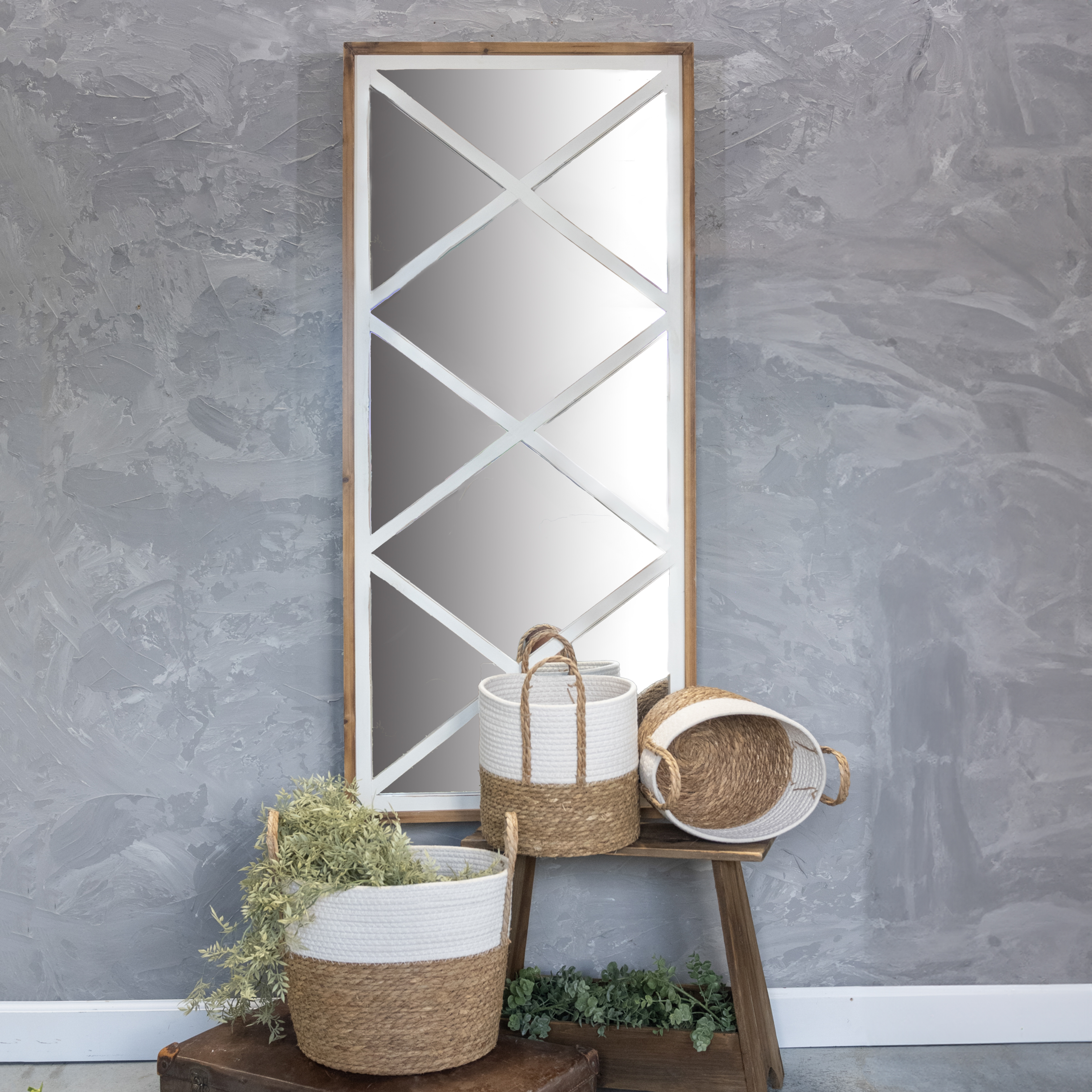 47" LATTICE PATTERN MIRROR