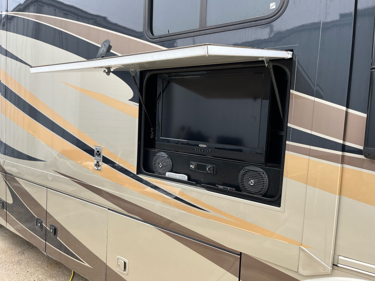2014 Forest River Berkshire 390BH