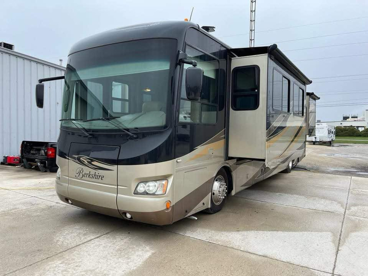 2014 Forest River Berkshire 390BH
