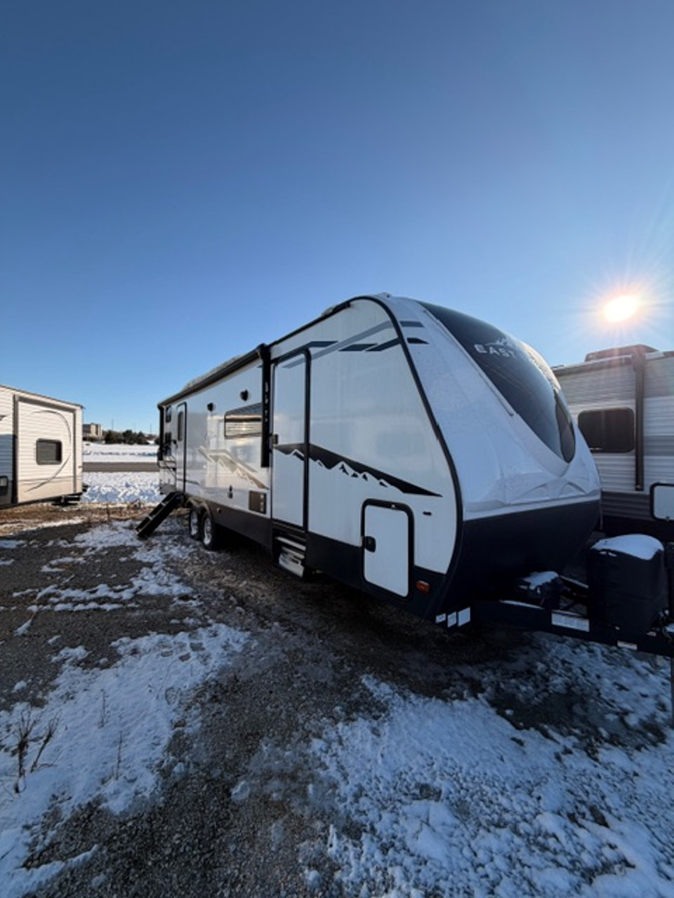 2021 East to West Alta 2800KBH