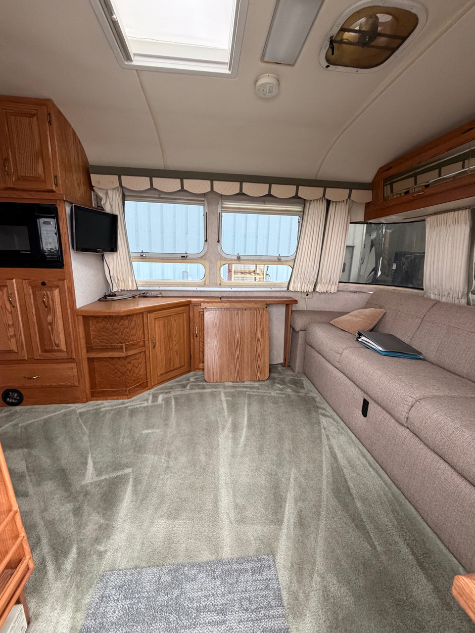 Airstream Excella 28m