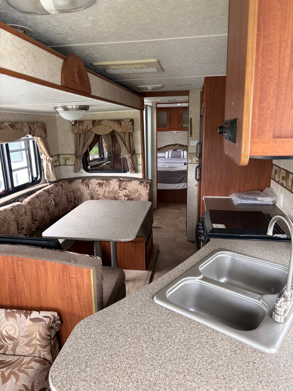 2011 Sunny Brook Sunset Creek