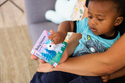 Baby Unicorn: Finger Puppet Book