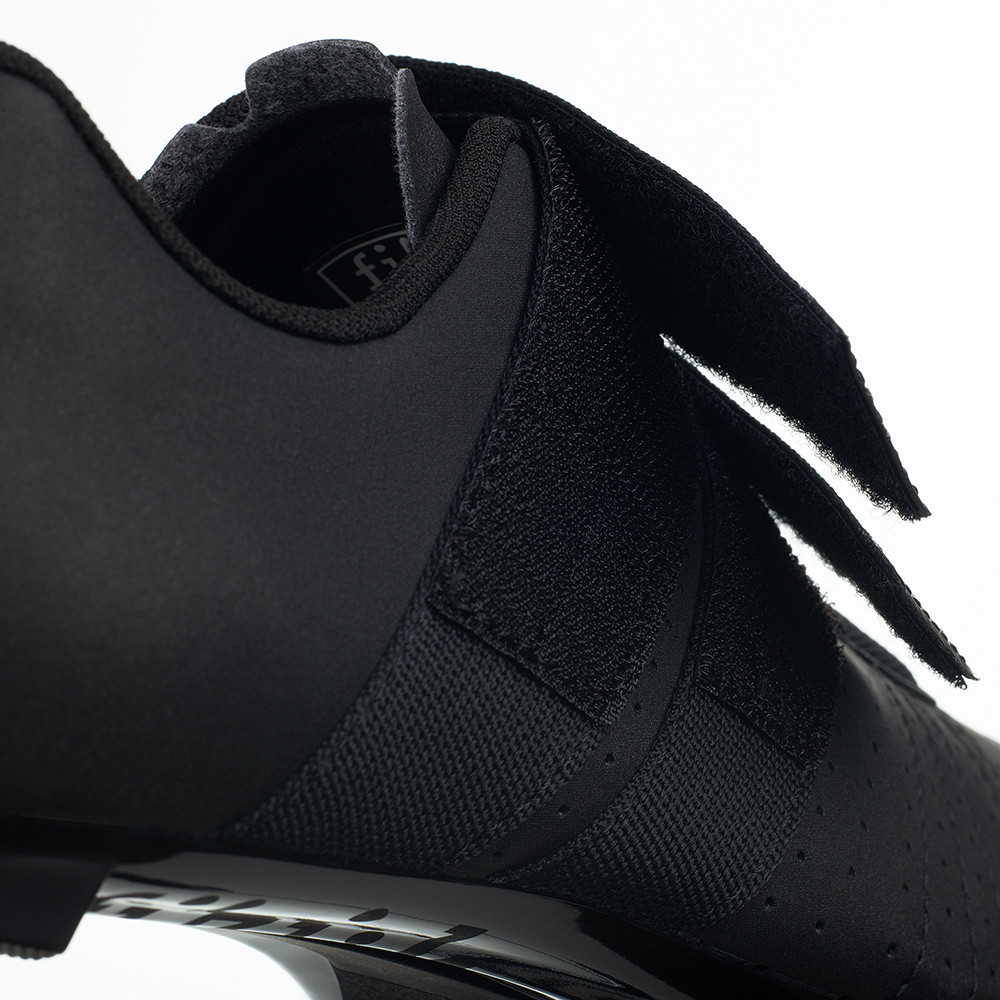 Fizik Tempo R5 Powerstrap Cycling Shoes - Unisex | MEC