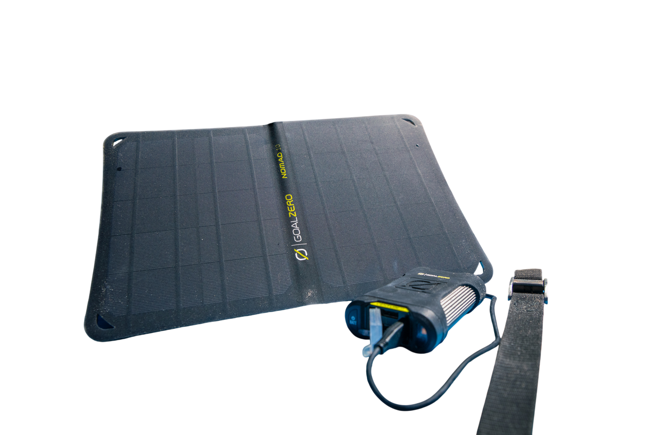 Goal Zero Venture 35 Power Bank & Nomad 10 Solar Panel | MEC