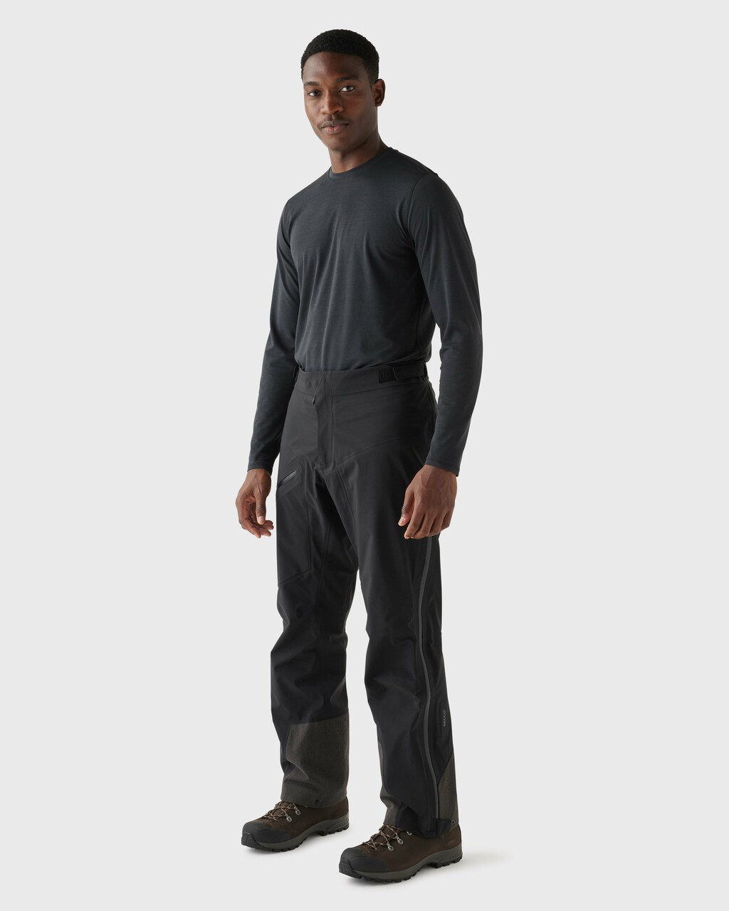 Mec synergy store pants