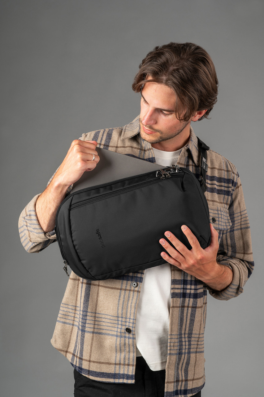 Pacsafe Sling Grey Mec Mec Pacsafe CORE Gaming Tactical Laptop