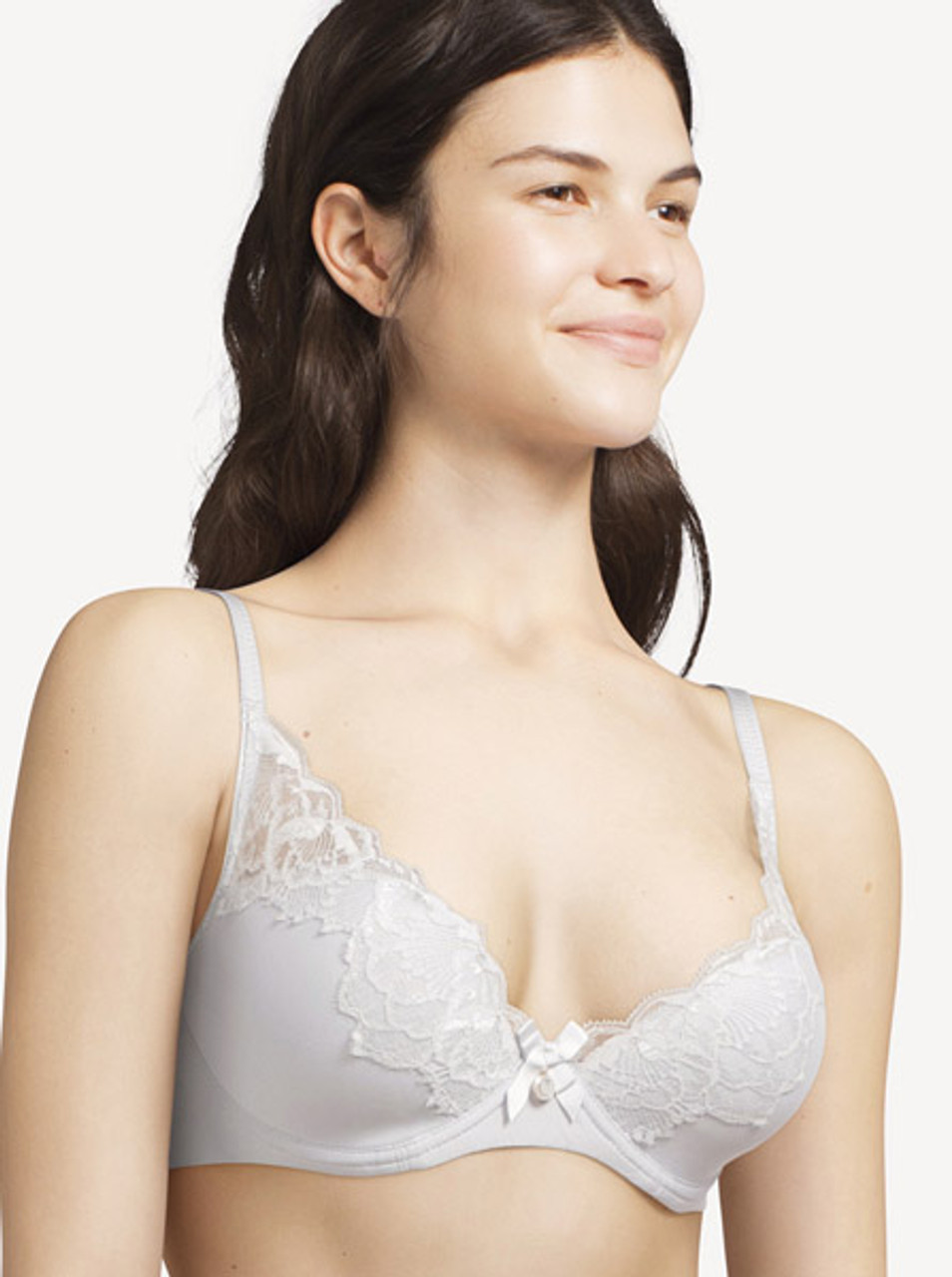 Fit Check] Chantelle Orangerie Lace Plunge Bra 30D - shallow and wide  enough? : r/ABraThatFits