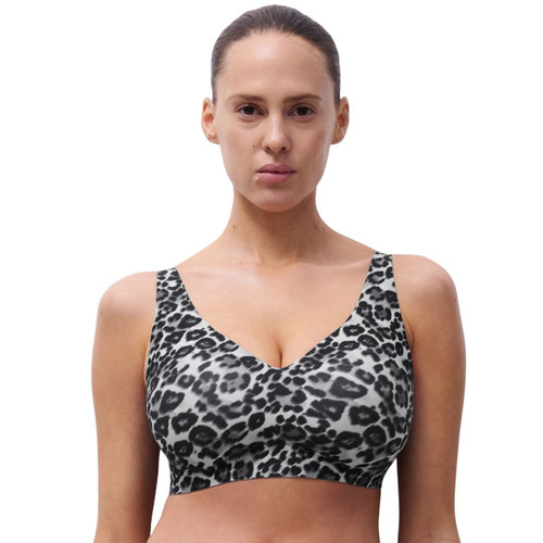 Chantelle SoftStretch Power Non Wired Plunge Bra in grey leopard print Chantelle SoftStretch Power Non Wired Plunge Bra in grey leopard print