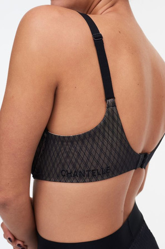 Side of the Chantelle Smooth Lines Moulded Full Cup Bra in black beige