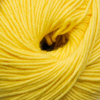 Cascade Lemon 220 Superwash Yarn (3 - Light)