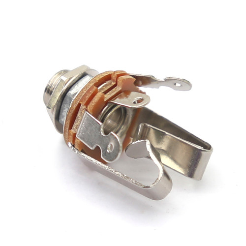 Single Stereo Out-Put Jack Single Stereo Out-Put Jack