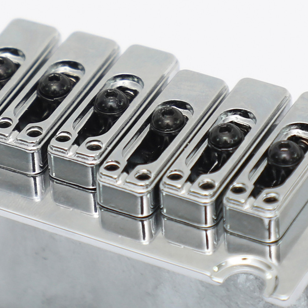 Wilkinson WOV08 Puente trémolo de guitarra ST de 2 puntos de 52,5 mm (2-1/16 pulgadas) para