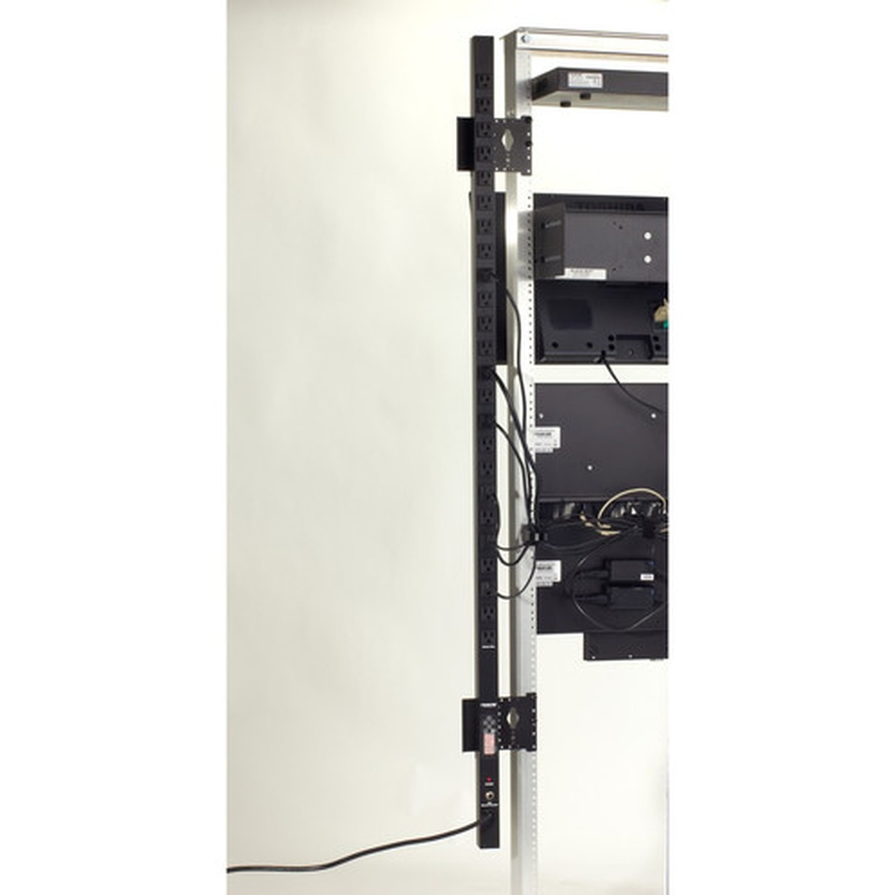 Black Box Vertical Metered PDU - 15-Amp Single Circuit 120V 24-Outlet 5-15R 5-15P - Metered - NEMA 5-15P - 24 x NEMA 5-15R - 120 V PDUMV24-S15-120V