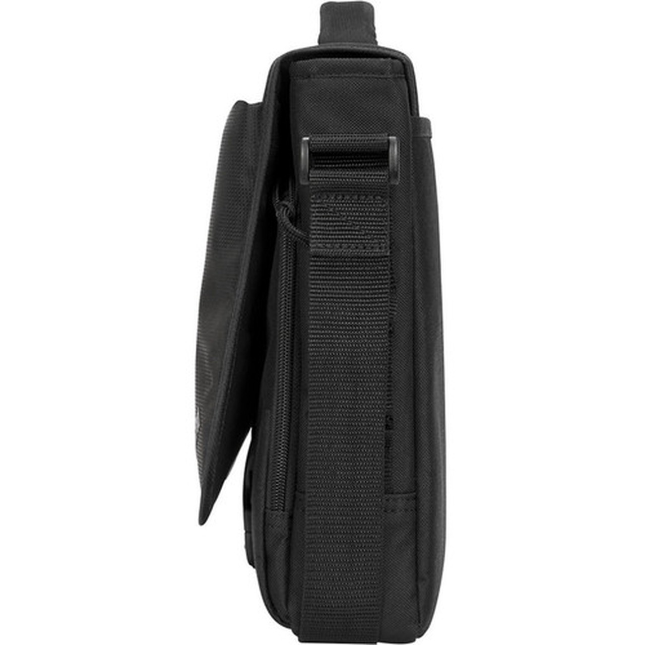 Lenovo Carrying Case Messenger for 156 Notebook - Black - Water Resistant - Nylon Polyester Exterior - Shoulder Strap Handle - x 4X40Y95215