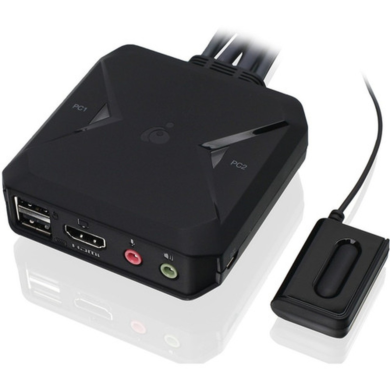 IOGEAR 2-Port 4K KVM Switch with HDMI USB and Audio Connections - 2 Computers - 4096 x 2160 - 4 x USB - USB 20 - 2 x HDMI GCS92HU