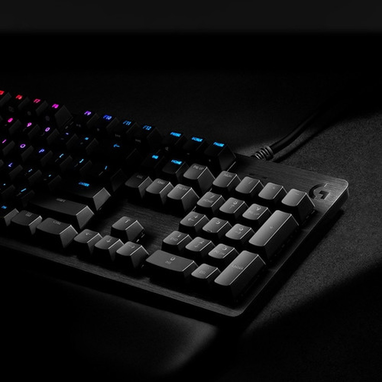 Logitech G512 RGB Mechanical Gaming Keyboard GX Blue USB Passthrough - Cable Connectivity - USB 20 Interface - English - Windows - 920-008936