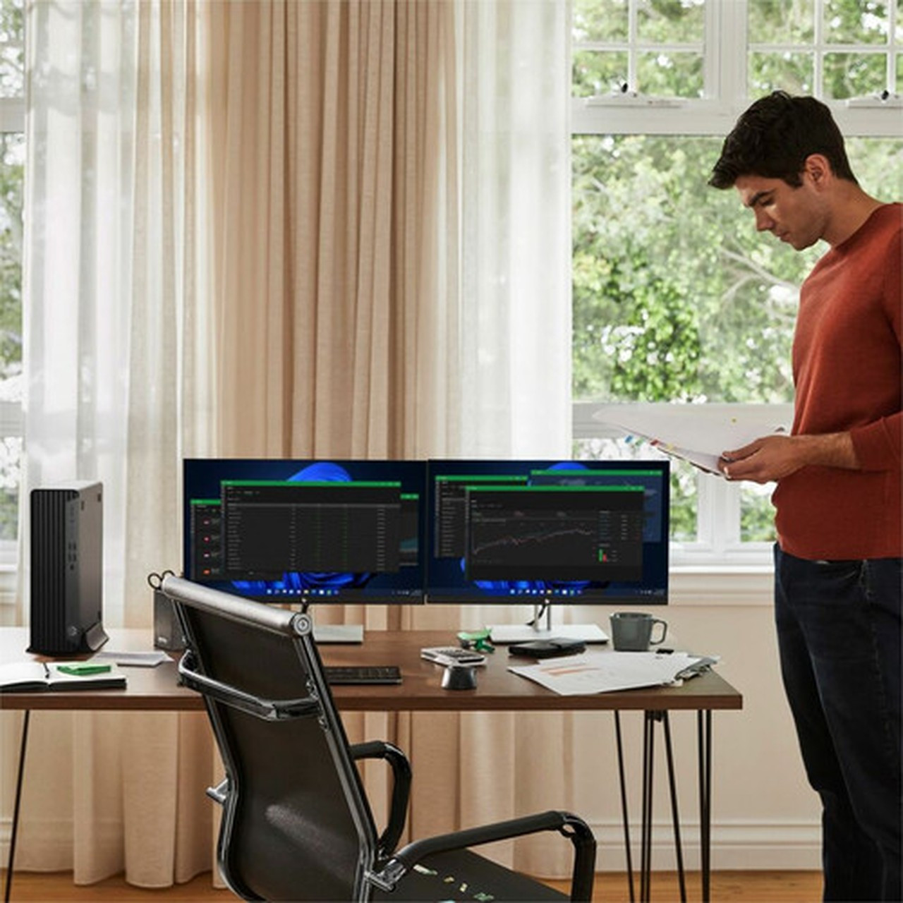 HP Elite 800 G9 Desktop Computer - Intel Core i7 14th Gen i7-14700 - 32 GB - 512 GB SSD - Small Form Factor - Intel Q670 Chip - 11 Pro A12GXUTABA