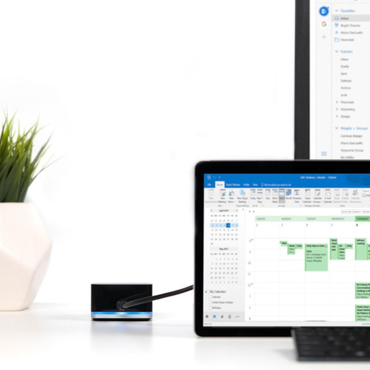 Plugable Docking Station - for NotebookDesktop PC - USB 31 Gen 1 Type C - 4K - 3840 x 2160 2560 x 1440 1920 x 1080 - 2 x USB 20 UD-CUBE