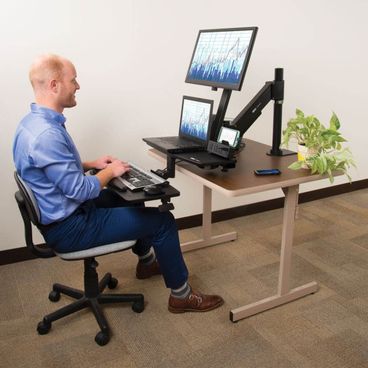 Tripp Lite series WorkWise Single-Monitor Sit-Stand Desk Clamp Workstation - 1315 kg Capacity - Height Adjustable145 Adjustment - x WWSS1327CP