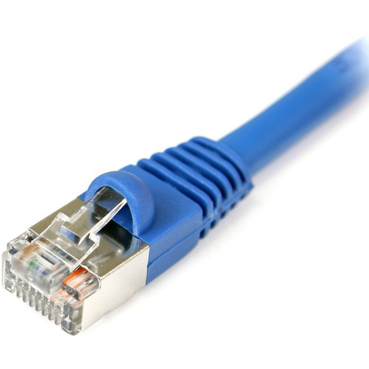 StarTechcom 100 ft Blue Snagless Shielded Cat5e Patch Cable - Make Fast Ethernet network connections using this high quality shielded S45PATCH100B
