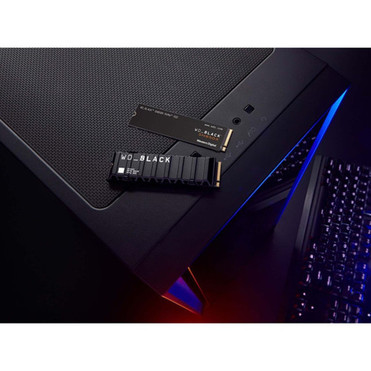 WD Black SN850X 2 TB Solid State Drive - M2 2280 Internal - PCI Express NVMe PCI Express NVMe x4 - Gaming Console Desktop PC - TB WDS200T2X0E