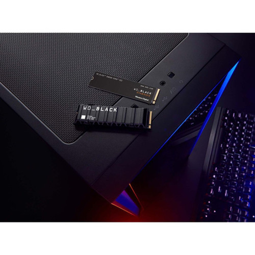 WD Black SN850X 2 TB Solid State Drive - M2 2280 Internal - PCI Express NVMe PCI Express NVMe x4 - Gaming Console Desktop PC - TB WDS200T2X0E