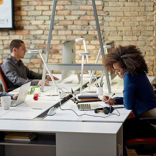 Chief Desktop Power Center - Desktop Tabletop - White - 1 Pack WSPC320CWH