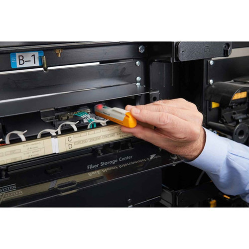 Fluke Networks FiberLert Live Fiber Detector - Fiber Optic Cable Testing - 2Number of Batteries Supported - AAA - Battery Included 5317262