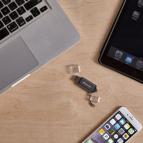 Verbatim 16GB Store n Go Dual Flash Drive - 16 GB - USB 32 Gen 1 Type A Lightning - Graphite - Lifetime Warranty - 1 Each 49304