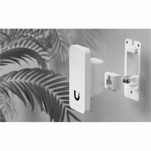 Ubiquiti G2 Reader - White Outdoor Door - Proximity - 1356 MHzOperating Frequency - Gigabit Ethernet - Bluetooth - Network RJ-45 - UA-G2